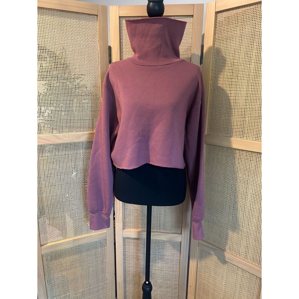 Project Social T Urban Outfitters Mauve Cropped Turtleneck Sweatshirt Medium